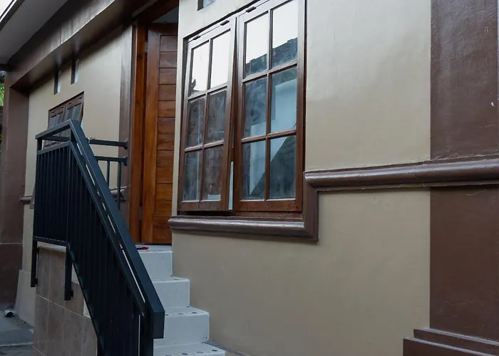 Dara House ホームステイ *